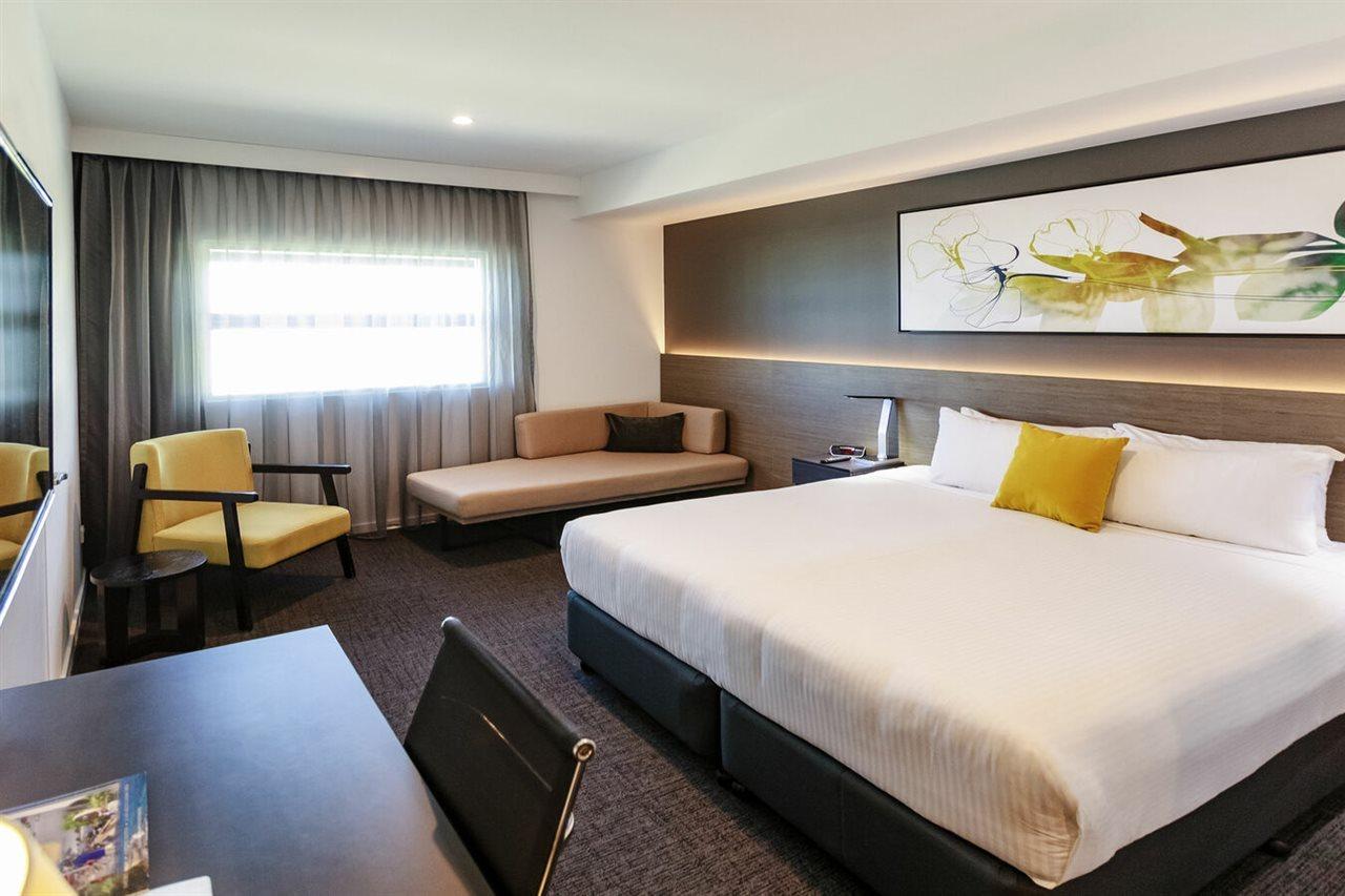 Mercure Sunshine Coast Kawana Waters Exterior foto