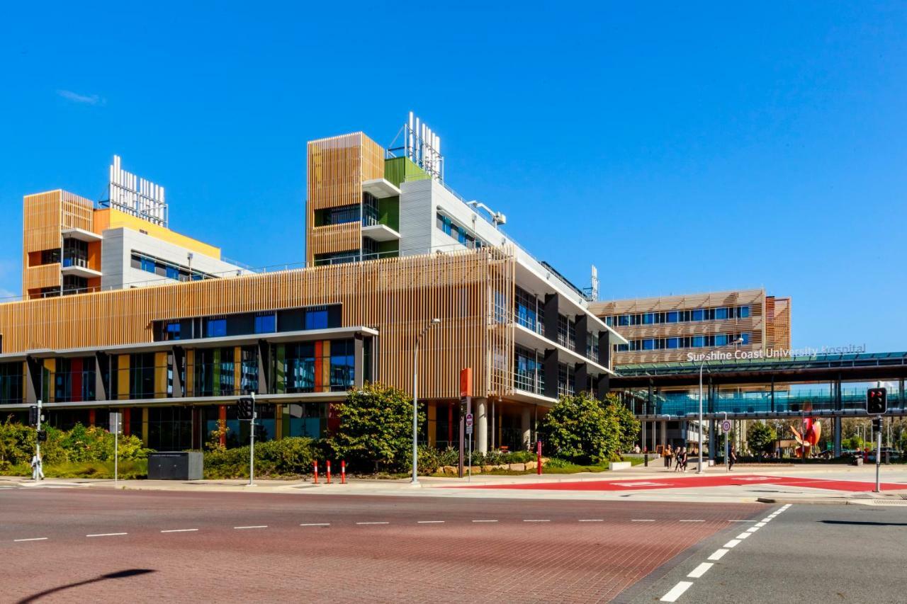 Mercure Sunshine Coast Kawana Waters Exterior foto